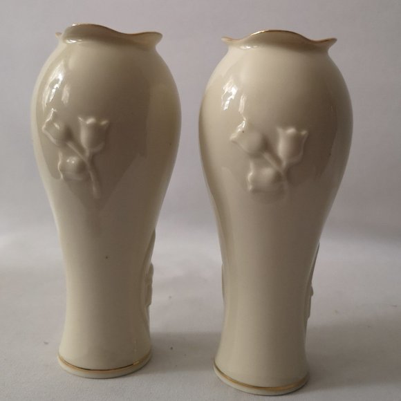 Set of Two Lenox Bud Vases with 3D Bell Flower Pattern, Cream Ceramic with Gold - Picture 5 of 5